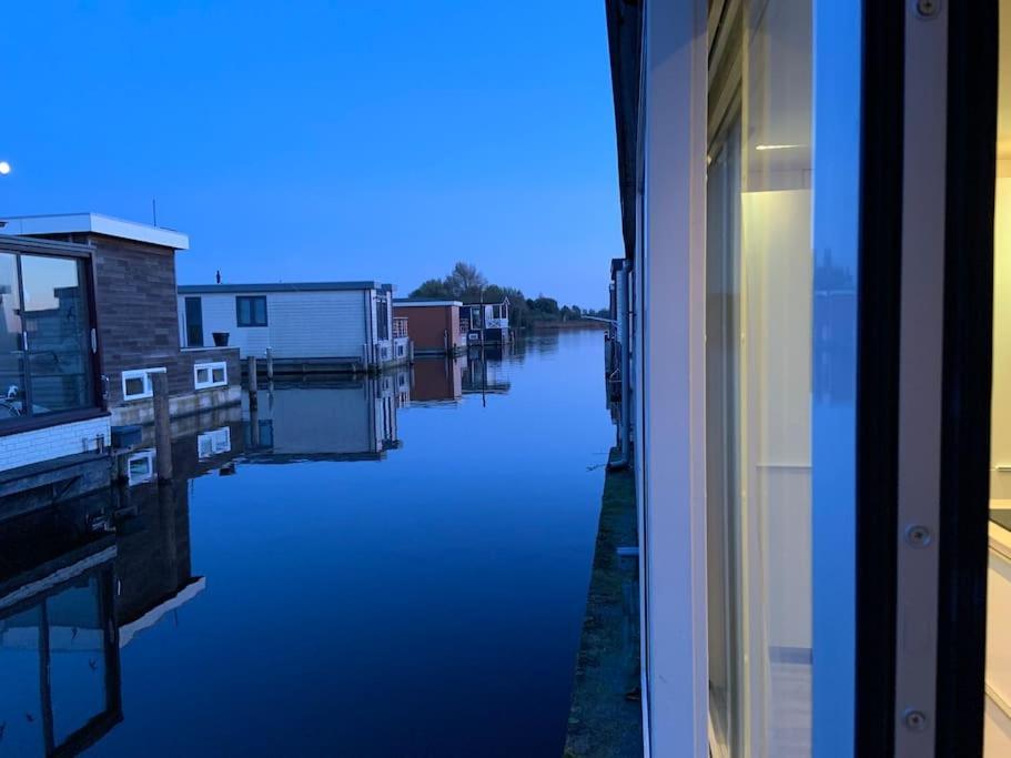 Hotel Quiet Waterloft Near Amsterdam And Schiphol Ws17 Aalsmeer Exterior foto