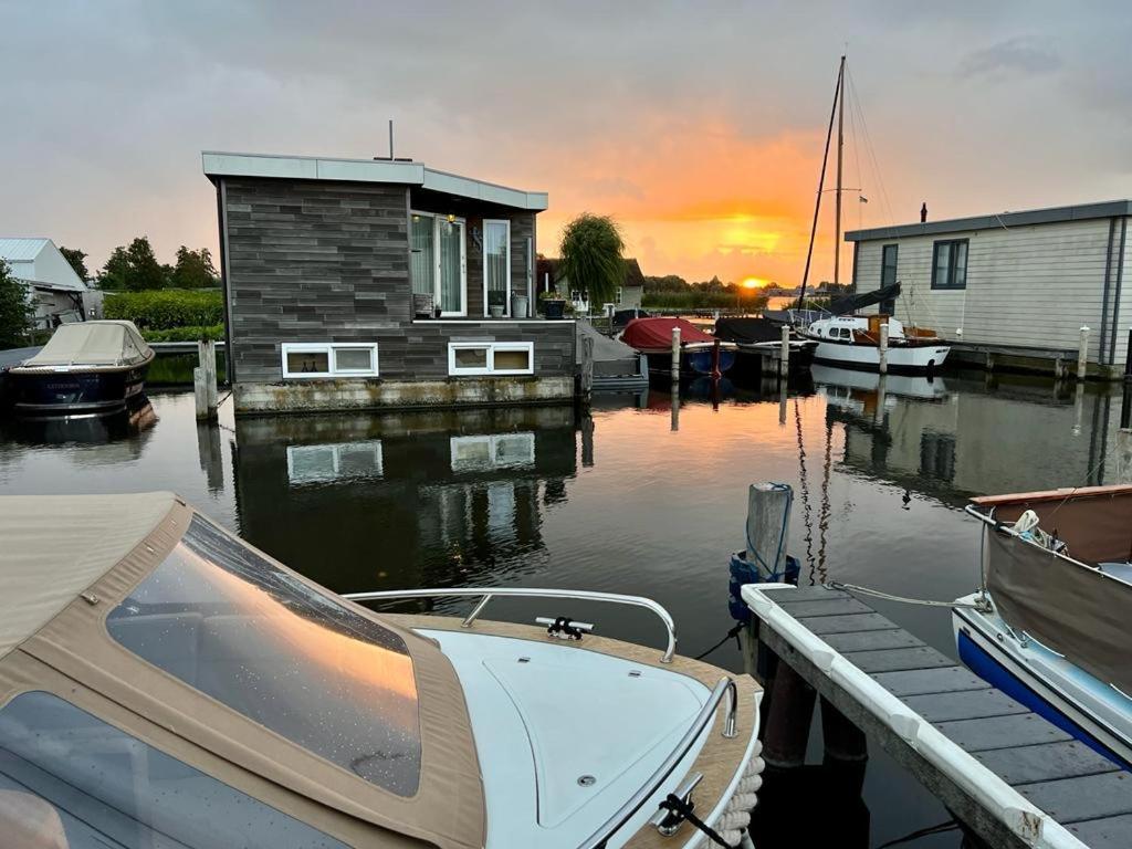 Hotel Quiet Waterloft Near Amsterdam And Schiphol Ws17 Aalsmeer Exterior foto